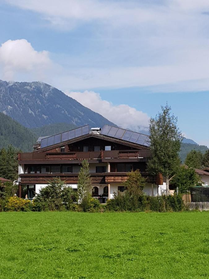 Familienferienhaus Florentine レンゲンフェルト エクステリア 写真
