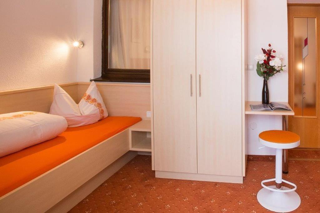 Familienferienhaus Florentine レンゲンフェルト エクステリア 写真