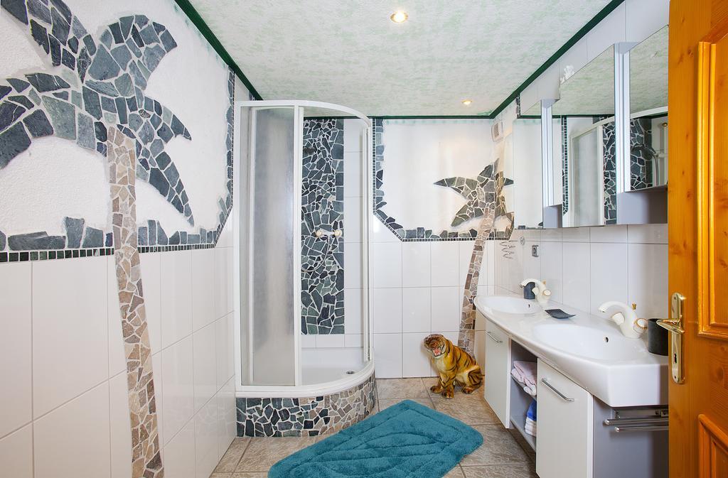 Familienferienhaus Florentine レンゲンフェルト エクステリア 写真